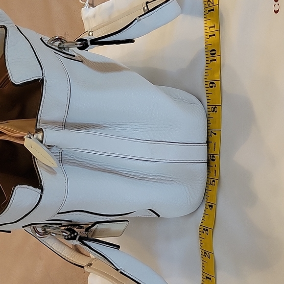 Authentic Coach handbag - Picture 14 of 14